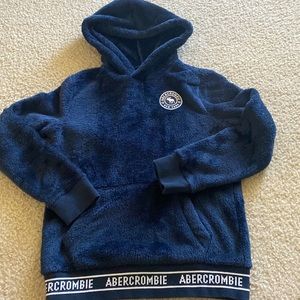 SOLD Abercrombie kids pullover. Navy. Size 9/10